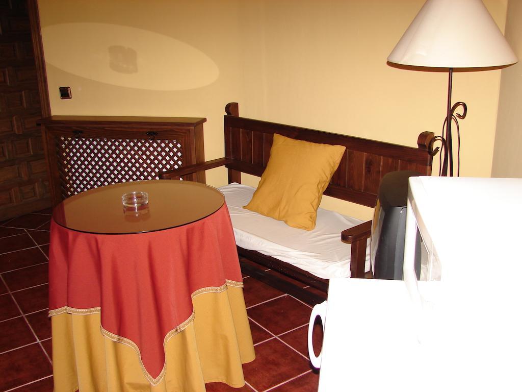 La Boticaria Casa Rural Apartamento Descargamaría 客房 照片