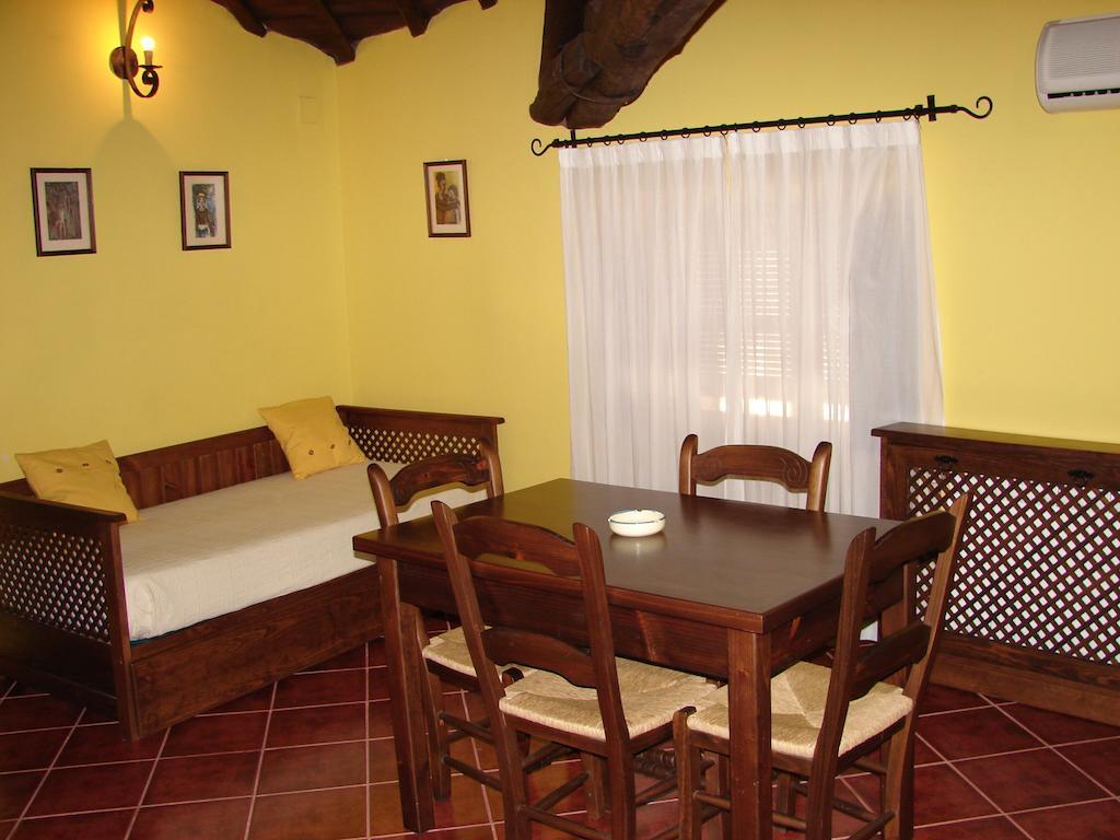 La Boticaria Casa Rural Apartamento Descargamaría 客房 照片